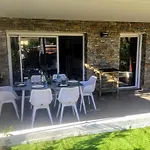Апартаменты Moderne T2 Avec Garage ,tres Calme Avec Jardin Prive Et Piscine, A 400m Du Centre Et Des Plages, Wifi Remise Supplementaire De 10 Pourcent Pour Location A La Semaine